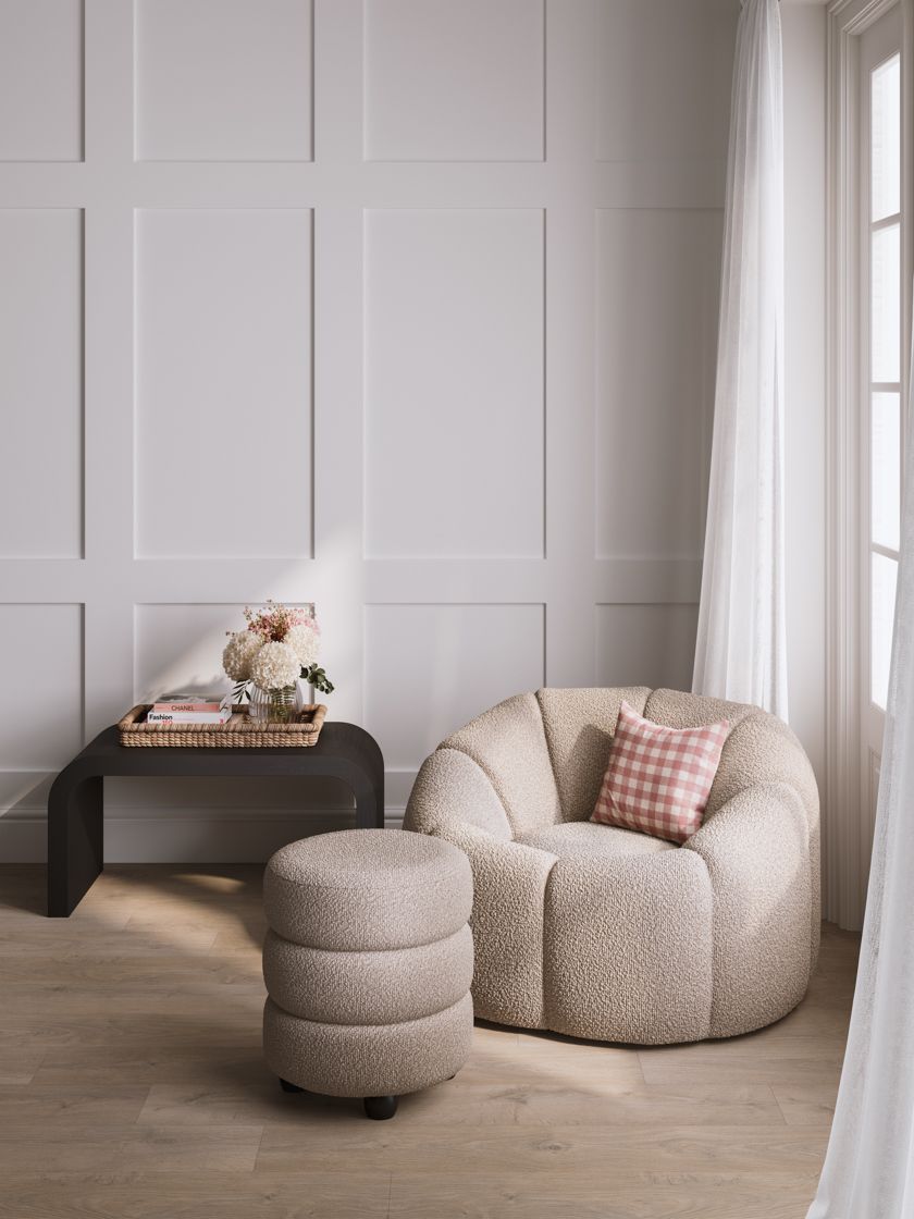 Nao Swivel Chair Buff
