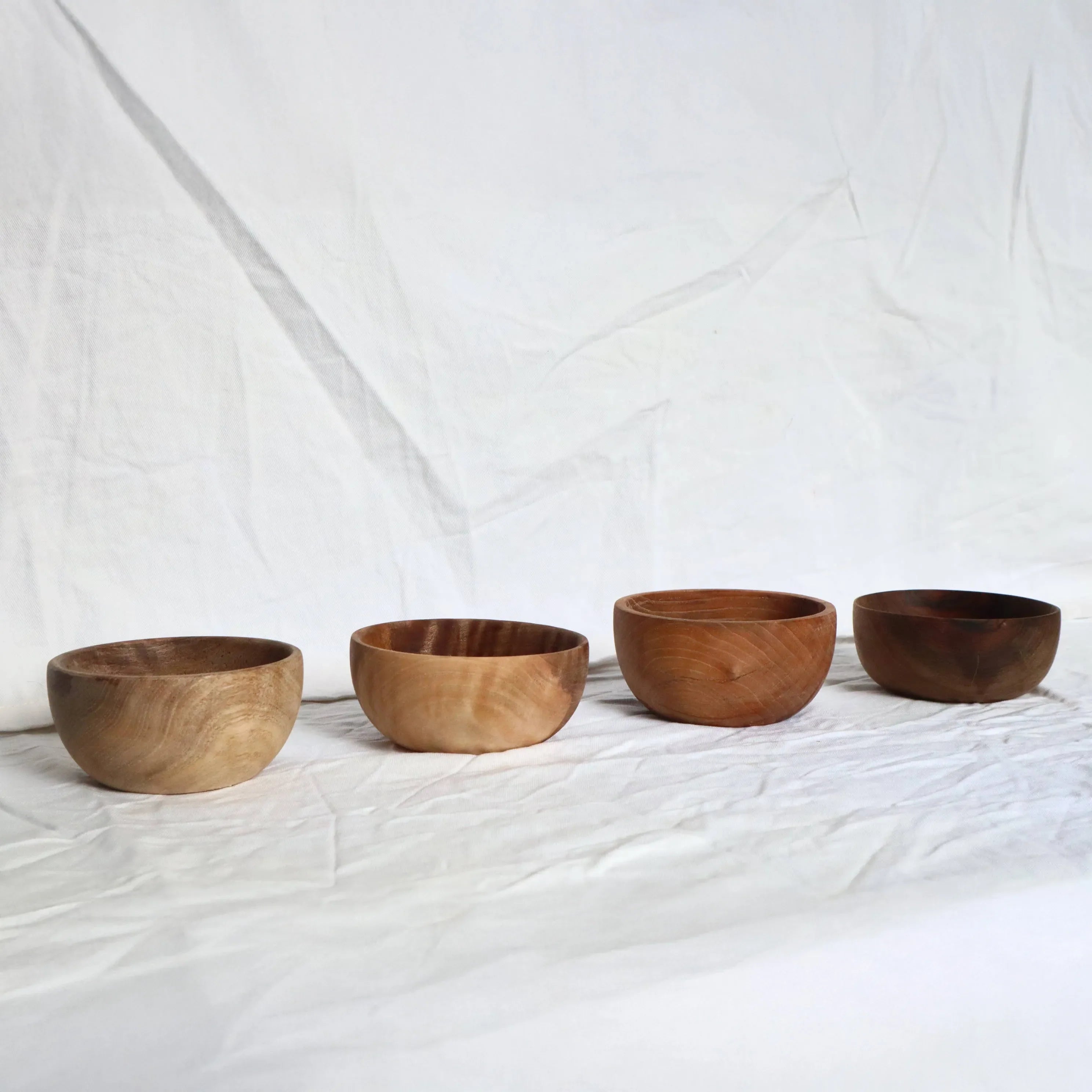 Wooden Walnut Board Serving with 4 Wooden Bowls