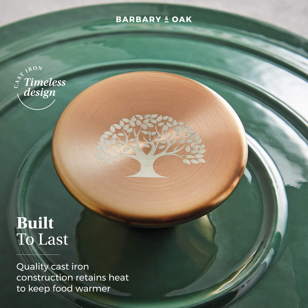 Barbary & Oak Foundry Oval 29cm Cast Iron Casserole Pot - Green