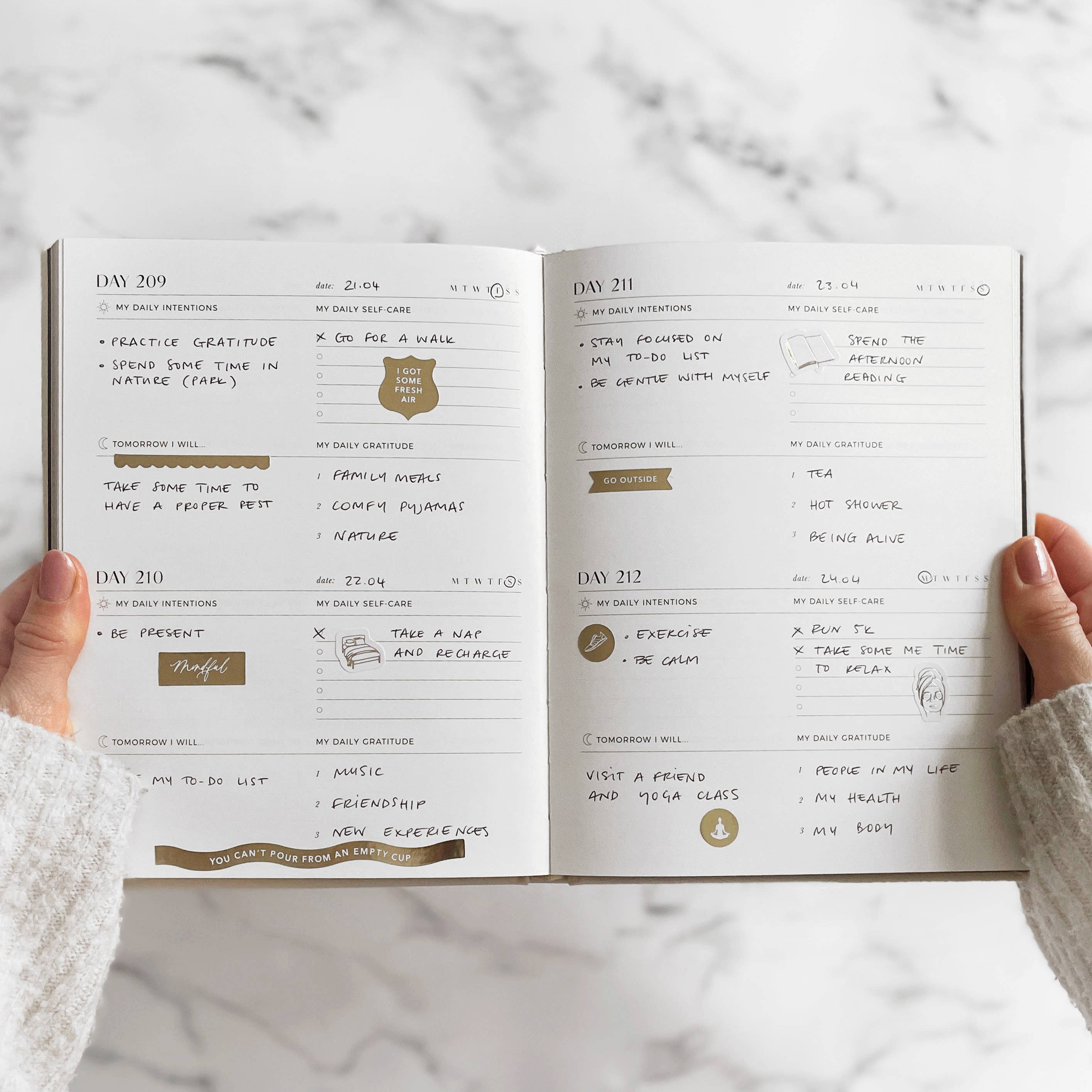 My Daily Self-Care Reflection and Gratitude Journal (Almond)