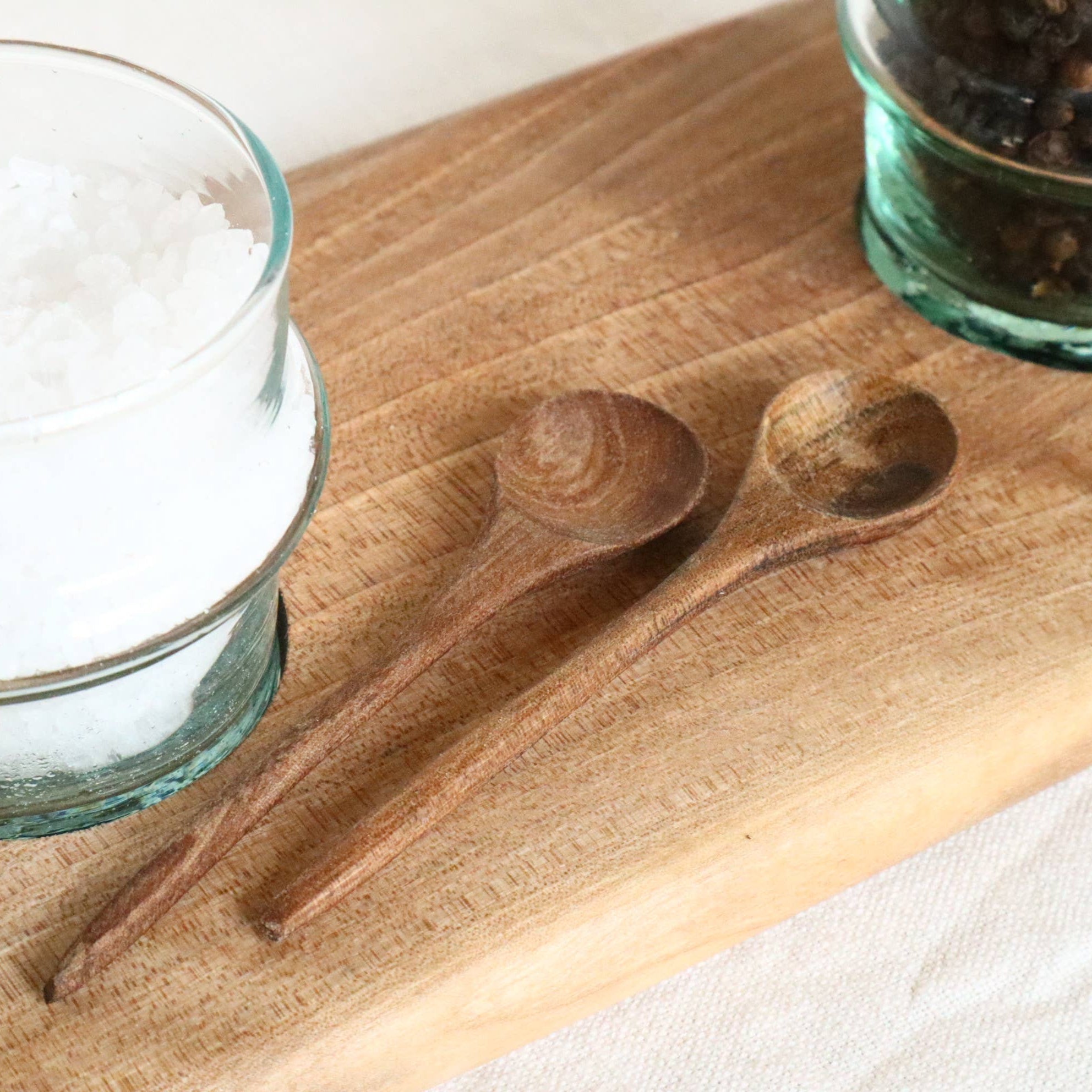 Wooden Walnut Board Serving 2 Glasses